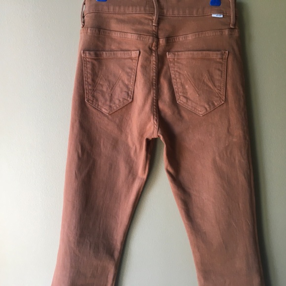 MOTHER The Pixi Insider Ankle Fray Jeans - Picture 7 of 9